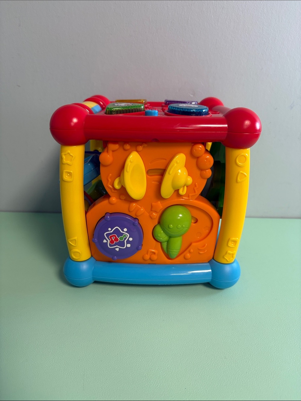 VTech Busy Learners Activity Cube Interactive Kids Toy, Learning Toy